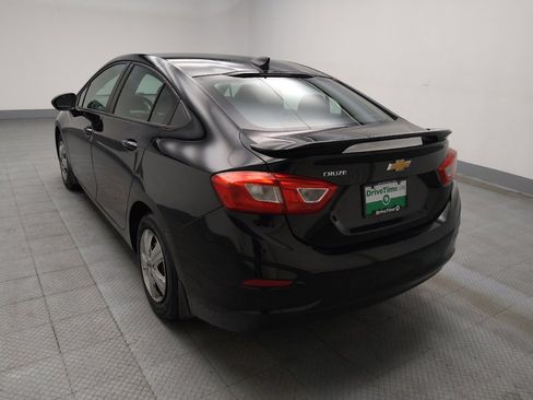Used 2017 Chevrolet Cruze LS image 5