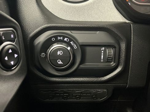 New 2026 Jeep Gladiator Sport AWD/4WD image 33