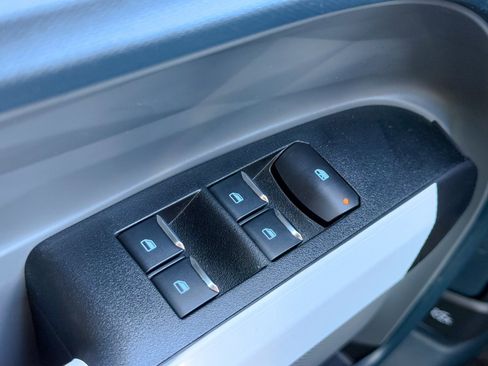 New 2026 Ford Maverick XL image 28