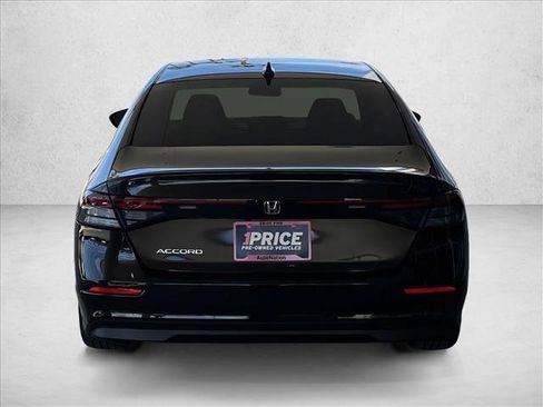 Certified 2025 Honda Accord SE image 22