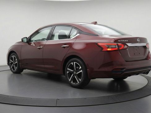 Used 2025 Nissan Sentra SV FWD image 6