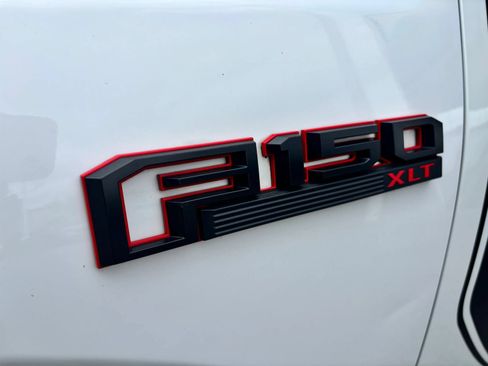 Used 2016 Ford F150 XLT w/ Equipment Group 302A Luxury AWD/4WD image 11