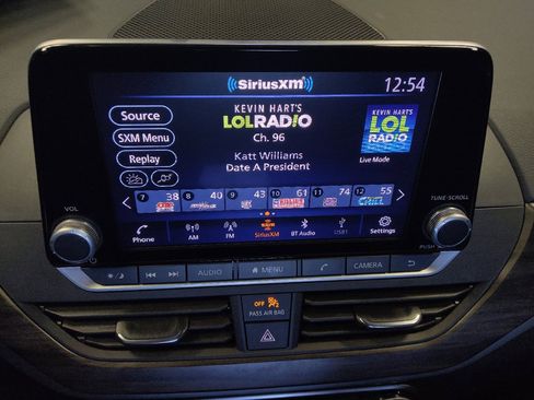 Used 2023 Nissan Altima 2.5 SV FWD image 25