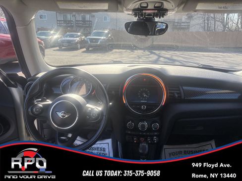 Used 2019 MINI Cooper S w/ Signature Upholstery Package image 13