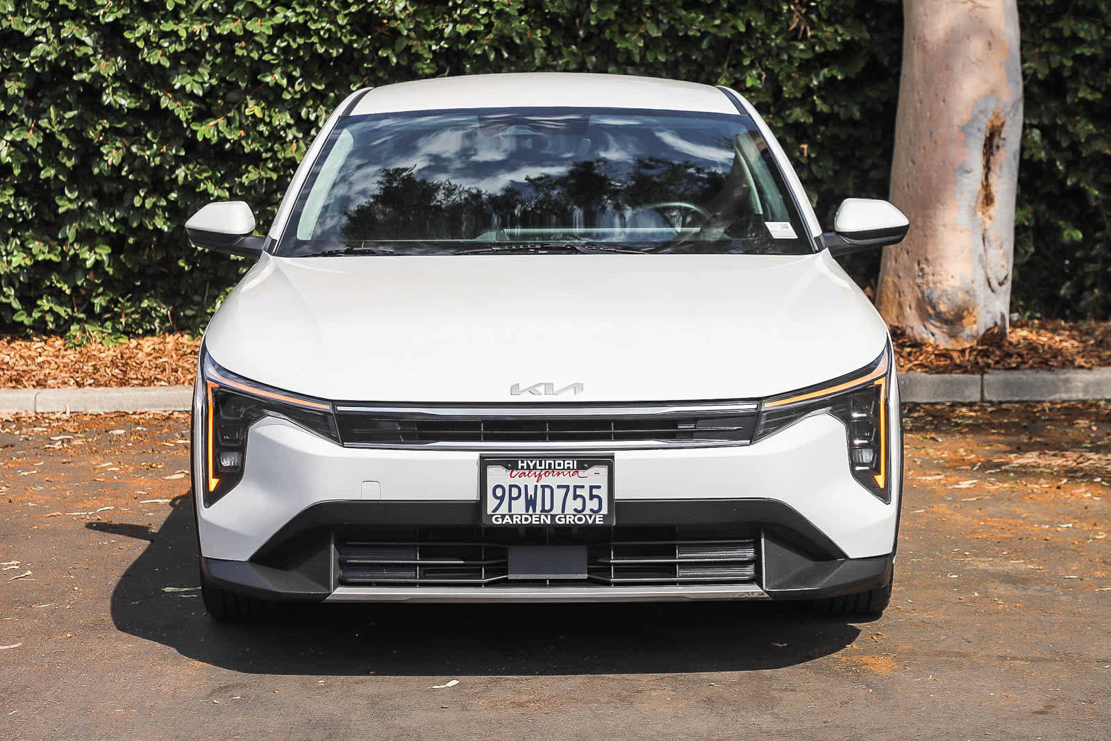 Used 2025 Kia K4 EX FWD image 2