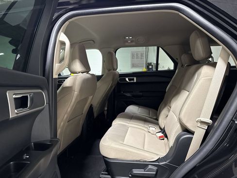 Used 2023 Ford Explorer 4WD image 22