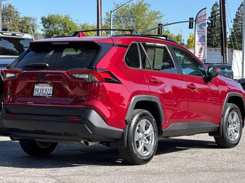 Certified 2024 Toyota RAV4 LE AWD/4WD image 3