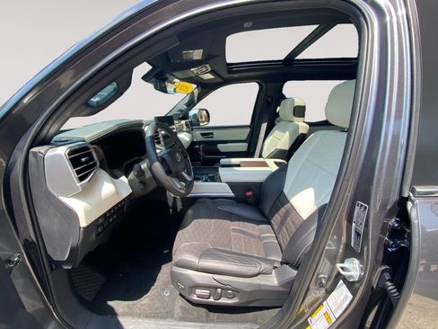 Used 2024 Toyota Tundra Capstone AWD/4WD image 9