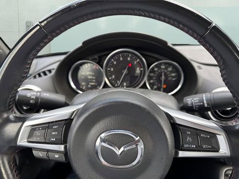 Used 2019 MAZDA MX-5 Miata RF Grand Touring w/ GT-S Package image 4