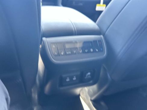 New 2026 Nissan Pathfinder Platinum w/ Lighting Package AWD/4WD image 22