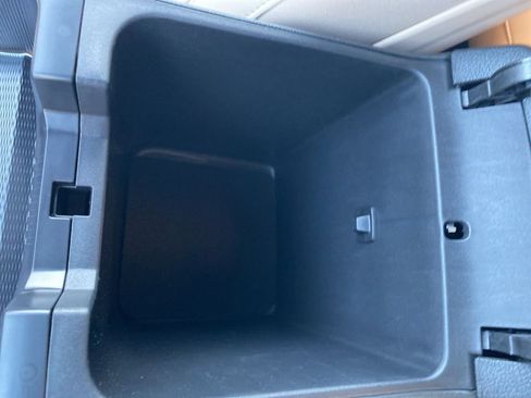 New 2025 Jeep Grand Cherokee L Limited image 30