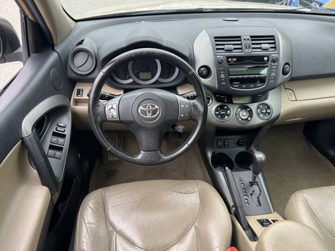 Used 2011 Toyota RAV4 Limited w/ Limited Extra Value Pkg AWD/4WD image 20