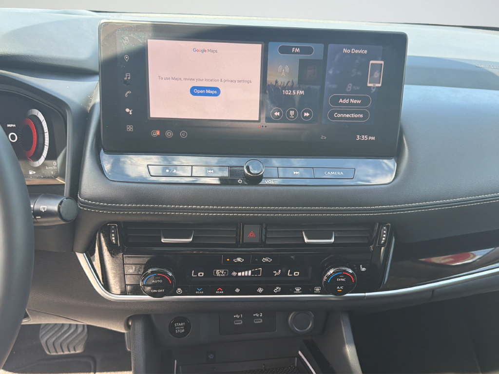 Certified 2025 Nissan Rogue SL w/ SL Premium Package FWD image 40
