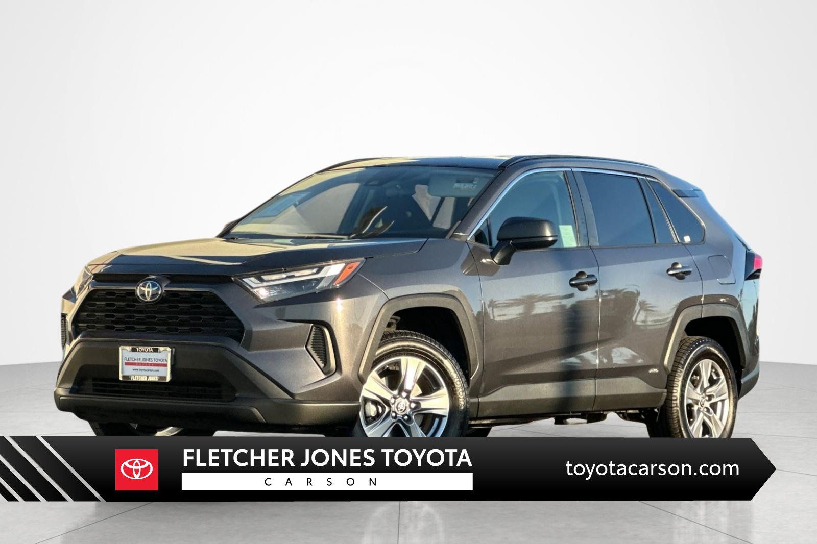 Used 2024 Toyota RAV4 LE AWD/4WD image 1