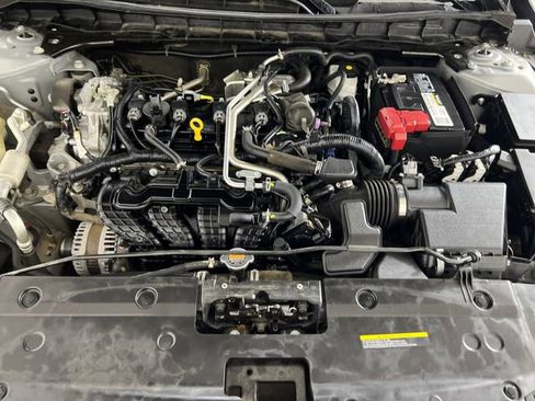 Used 2022 Nissan Altima 2.5 SV image 23