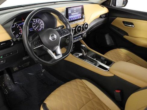 Certified 2023 Nissan Sentra SV w/ SV Premium Package FWD image 19