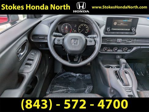 Certified 2025 Honda HR-V Sport image 18