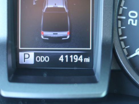 Used 2019 Toyota Tacoma TRD Off-Road image 27