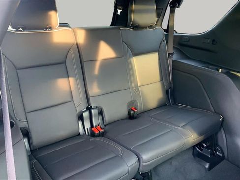 Used 2026 Chevrolet Tahoe Premier w/ Sun And Tow Package RWD image 19
