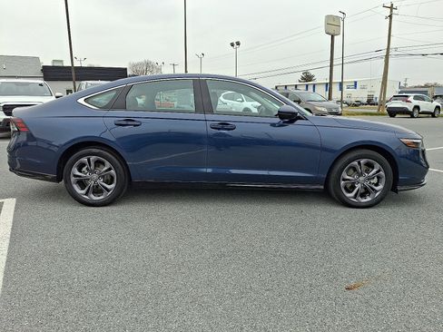 Certified 2025 Honda Accord EX-L image 7