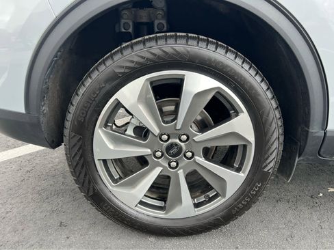 Used 2025 Ford Escape Platinum image 15