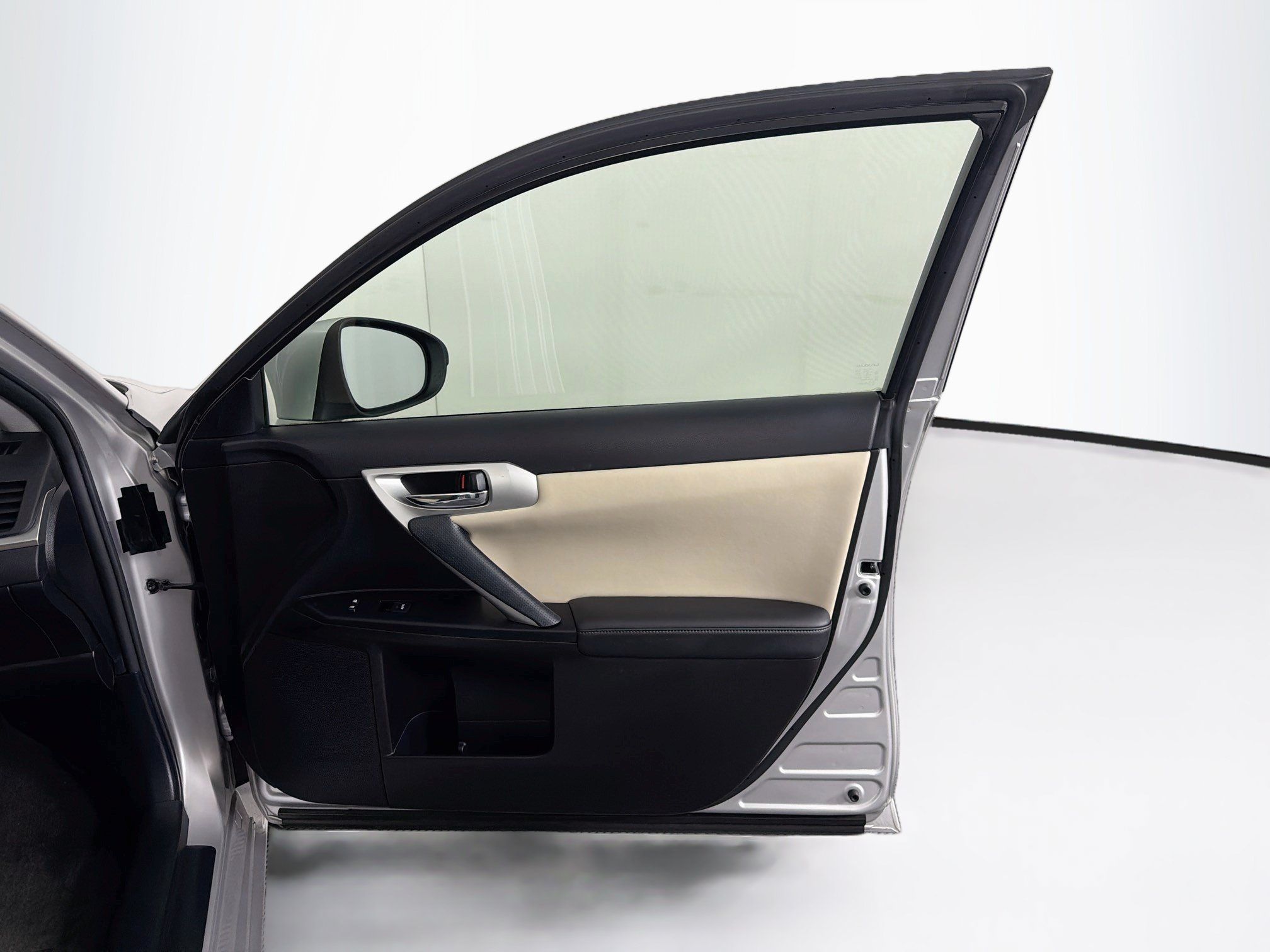 Used 2012 Lexus CT 200h Premium w/ Premium Audio Pkg FWD image 32