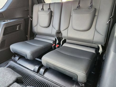 Certified 2023 Lexus GX 460 Premium w/ Premium Package AWD/4WD image 32