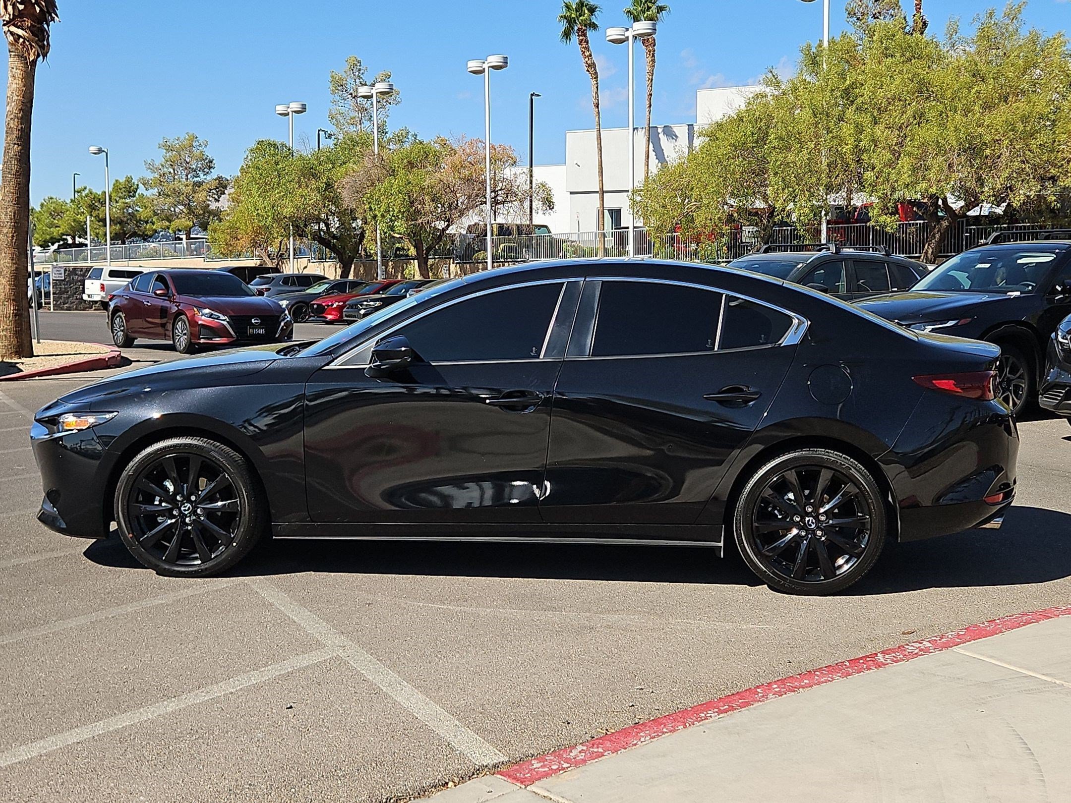 Used 2025 MAZDA MAZDA3 s FWD image 2