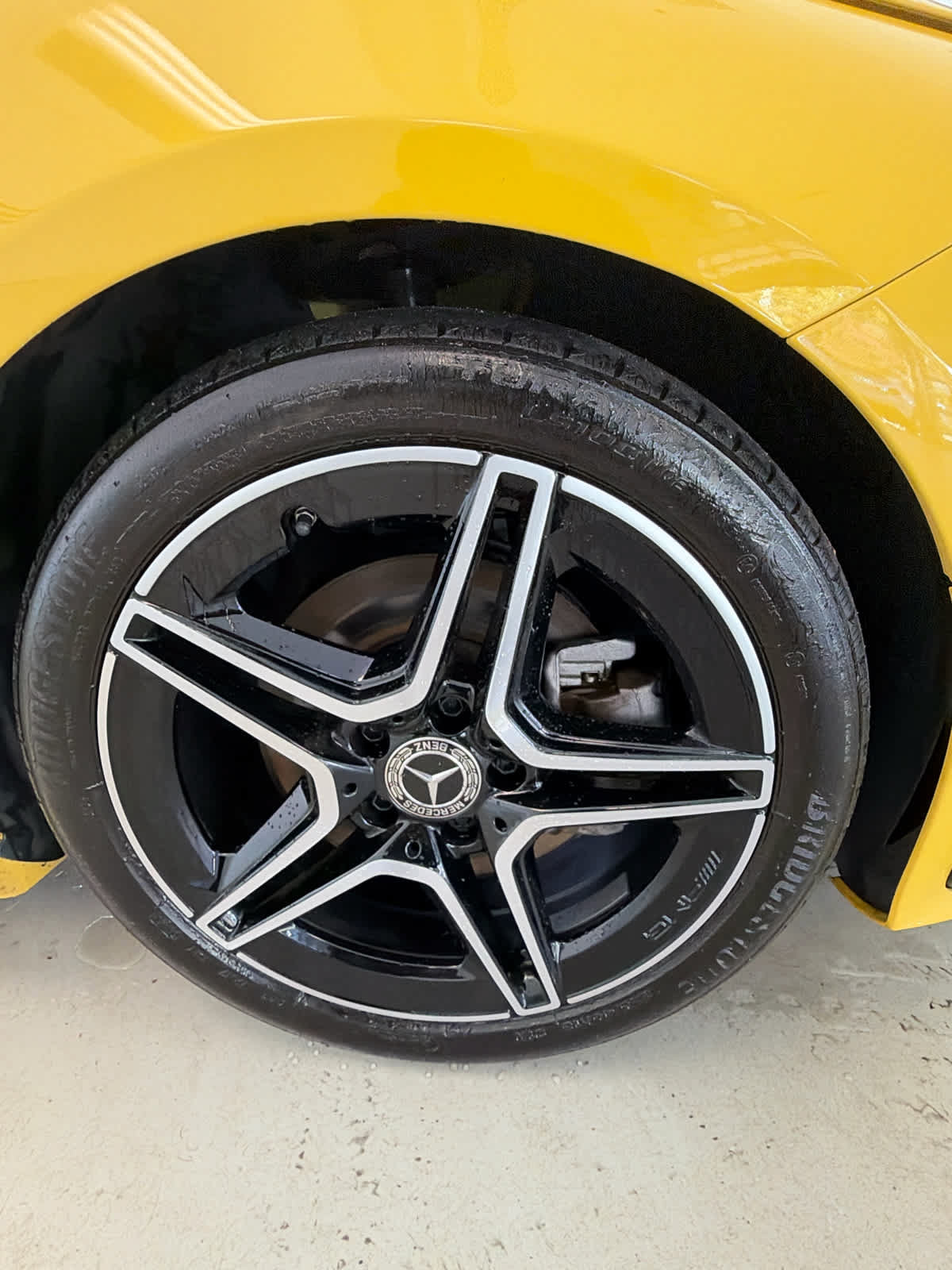 Used 2023 Mercedes-Benz CLA 250 4MATIC image 27