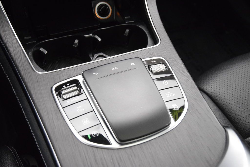 Used 2021 Mercedes-Benz GLC 300 4MATIC Coupe image 33