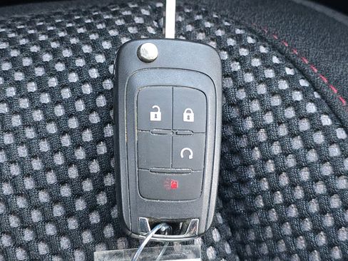 Used 2013 Chevrolet Equinox LT w/ All Star Package image 27