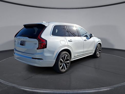 Certified 2025 Volvo XC90 B5 Core AWD/4WD image 31