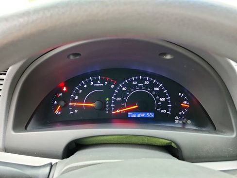 Used 2011 Toyota Camry LE FWD image 22