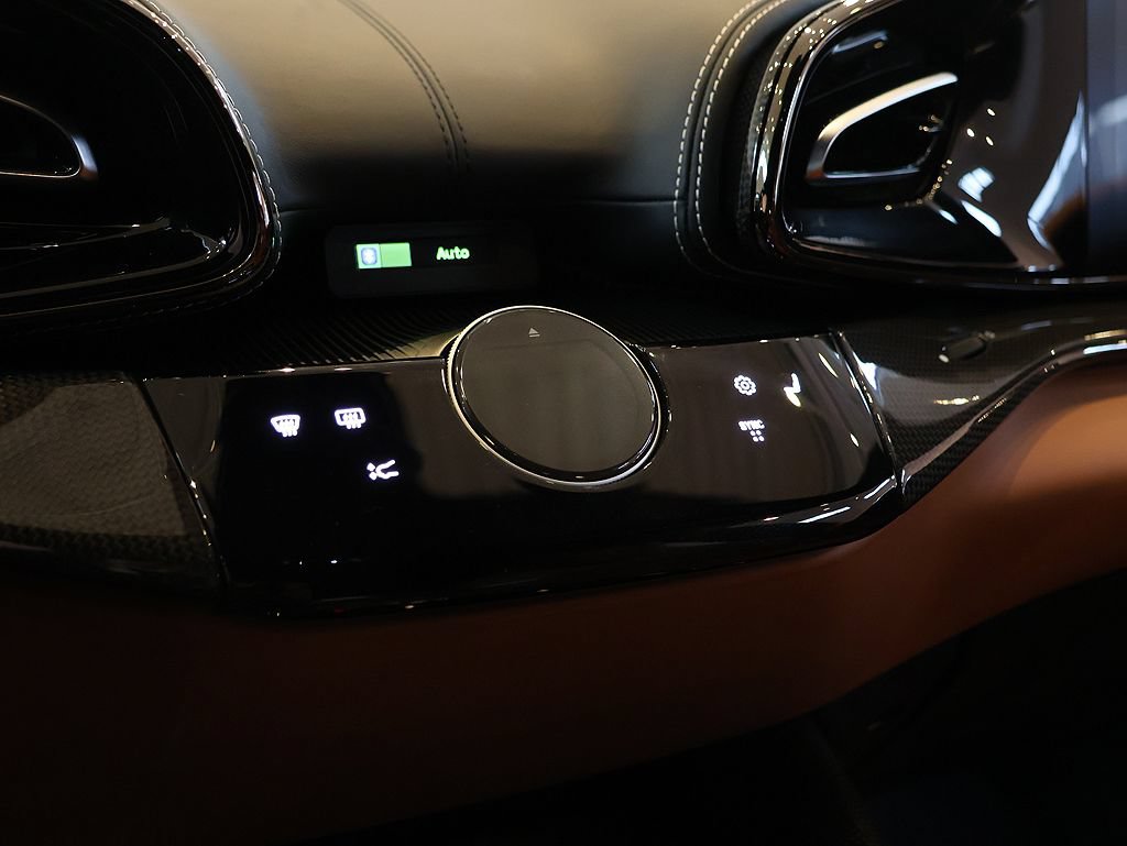 Certified 2024 Ferrari Purosangue AWD/4WD image 50