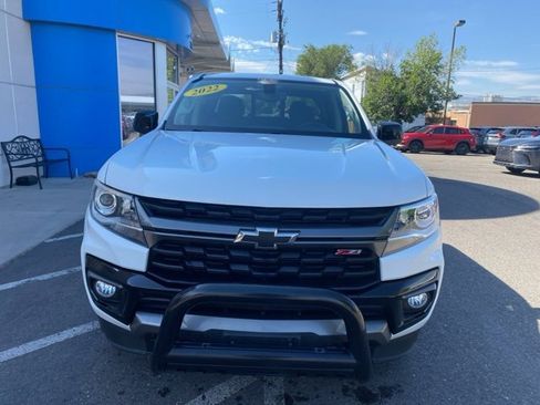 Used 2022 Chevrolet Colorado Z71 image 3