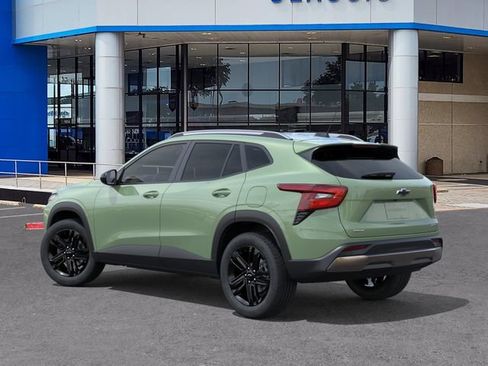 New 2026 Chevrolet Trax ACTIV FWD image 3