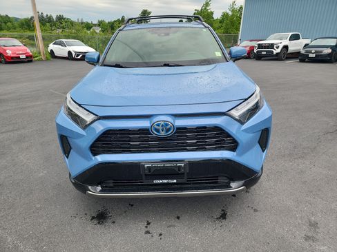 Used 2023 Toyota RAV4 SE w/ Convenience Package AWD/4WD image 3