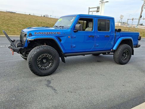 Used 2021 Jeep Gladiator Mojave w/ Dual Top Group image 5