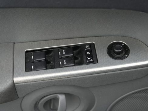 Used 2007 Jeep Commander Sport AWD/4WD image 18