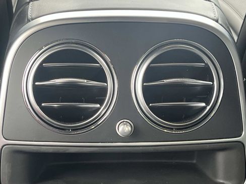 Used 2019 Mercedes-Benz S 560 Sedan image 13