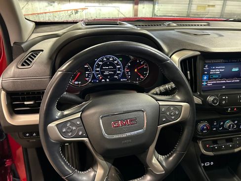 Used 2022 GMC Terrain Denali w/ Denali Premium Package image 21