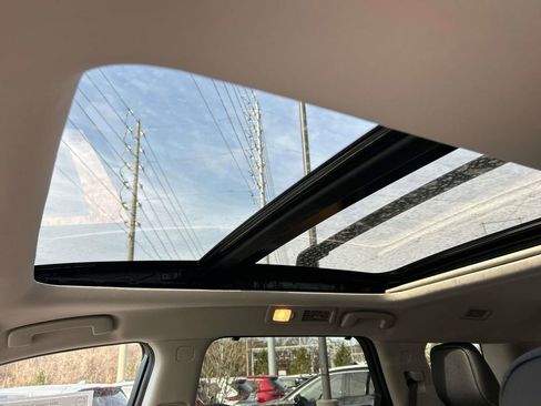 New 2026 Nissan Pathfinder Platinum w/ Lighting Package AWD/4WD image 18