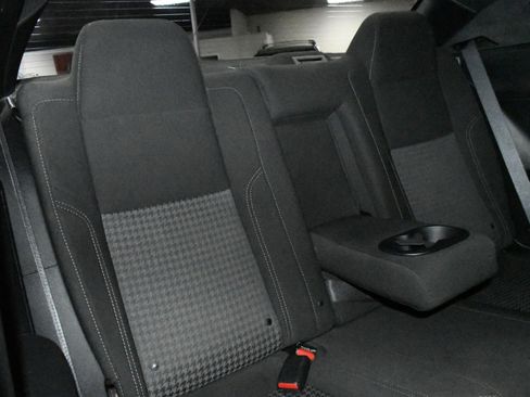 Used 2020 Dodge Challenger SXT image 18