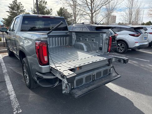 Used 2024 GMC Sierra 1500 SLT image 15