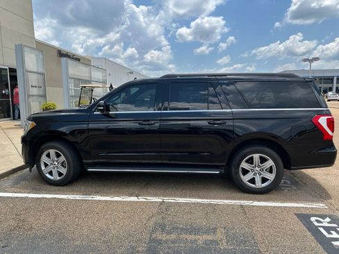 Used 2019 Ford Expedition Max XLT w/ Equipment Group 202A RWD image 13