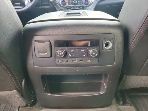 Used 2017 Chevrolet Tahoe Premier image 12