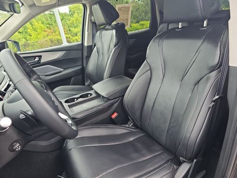 Certified 2026 Acura MDX FWD w/ Technology Package image 15