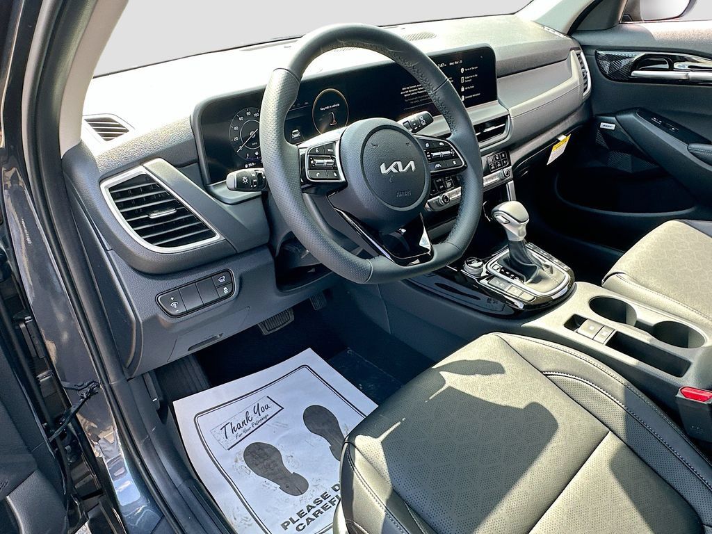 New 2026 Kia Seltos SX w/ SX Sunroof Package AWD/4WD image 9