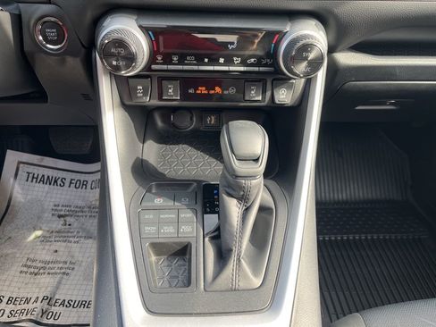 Used 2025 Toyota RAV4 XLE w/ Convenience Package image 72