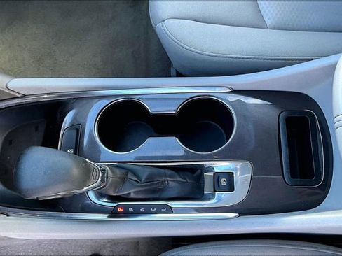 Used 2023 Chevrolet Malibu LT image 17